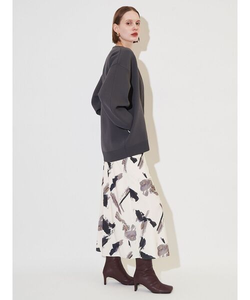 ELENDEEK（エレンディーク） カーディガン Vネックフォルム