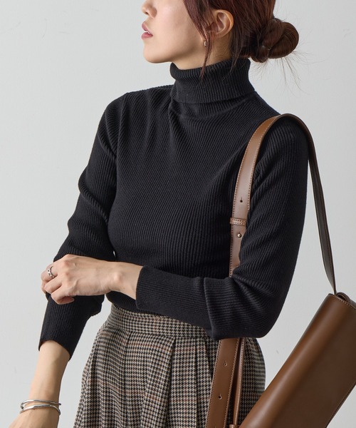 COLONY 2139（コロニー トゥーワンスリーナイン） ニット セーター PBT