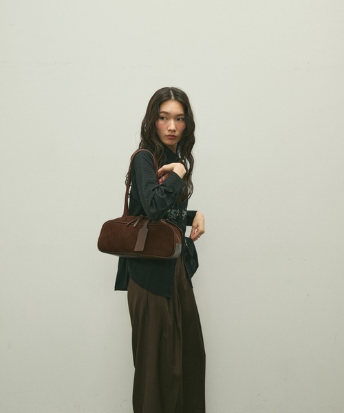 ショルダーバッグ バッグ Soft suede shoulder bag / ソフトスエード