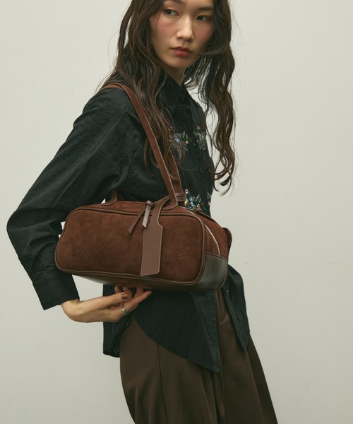 ショルダーバッグ バッグ Soft suede shoulder bag / ソフトスエード