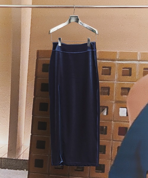 kotohayokozawa（コトハヨコザワ） スカート FLEX VELVET SIDE SLIT