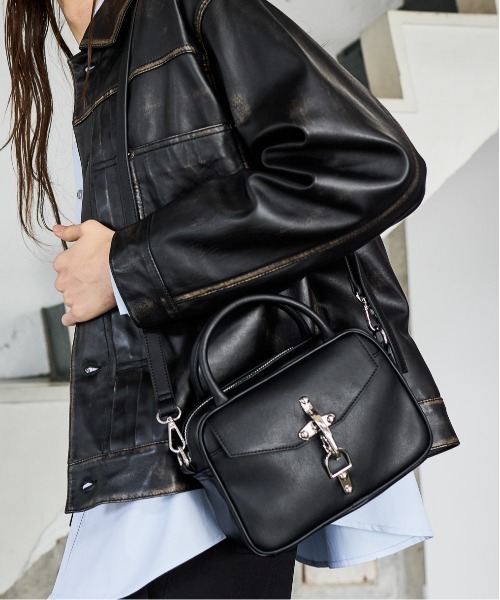 HARE（ハレ） ショルダーバッグ ファイヤーマンバックルボストンBAG