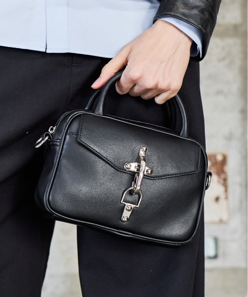 HARE（ハレ） ショルダーバッグ ファイヤーマンバックルボストンBAG
