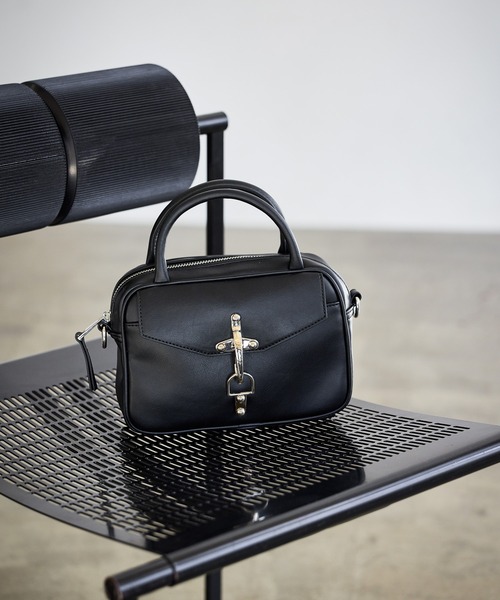 HARE（ハレ） ショルダーバッグ ファイヤーマンバックルボストンBAG