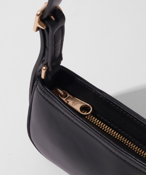Calvin Klein（カルバン・クライン） ショルダーバッグ バッグ
