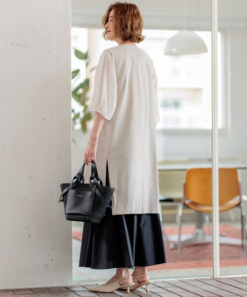 【ベスト】リネン素材 ジレ ベージュ Isn't She？（イズントシー） ベスト ジレ リネンミックスノーカラー