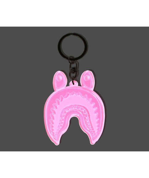 A BATHING APE キーホルダー SHARK REFLECTIVE KEYCHAIN