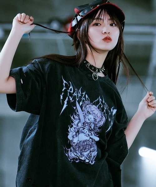 TRAVAS TOKYO/トラバス トーキョー』てぃらコラボイラストTシャツ TRAVAS TOKYO/トラバス トーキョー』てぃらコラボイラスト