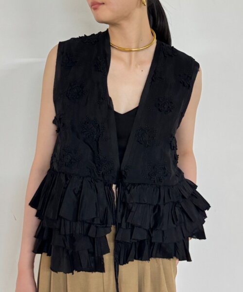Loungedress ベスト ジレ crinkle frill rayon shantung vest