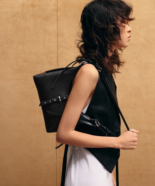 CHARLES ＆ KEITH ショルダーバッグ バッグ Lark ラルク ベルト
