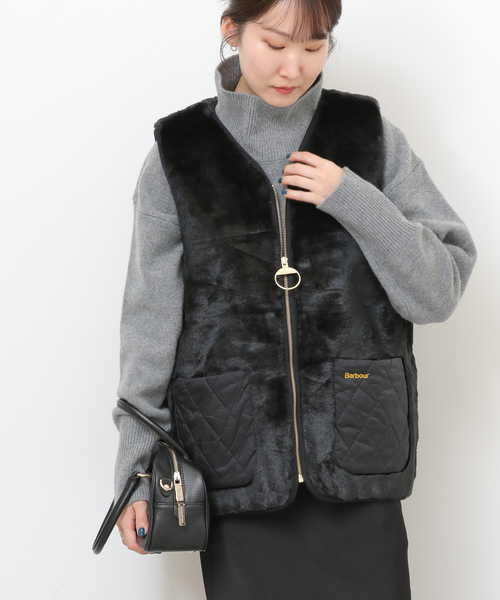 Barbour 黒ファーベスト Barbour（バブアー） ベスト ジレ KARIN FAUX FUR GILET:ベスト