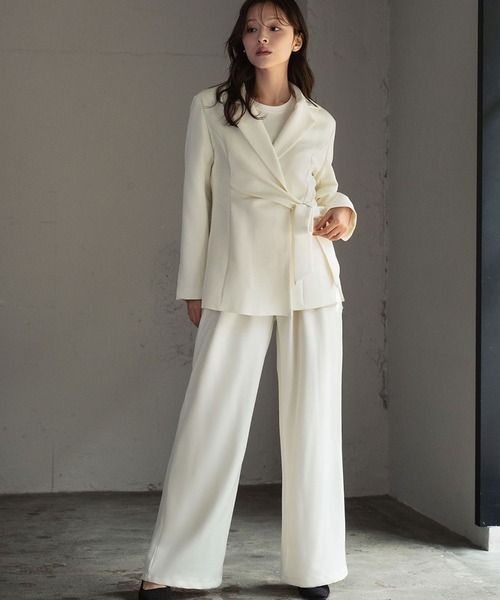 TFW49 ジャケットとパンツ　ホワイト　セットアップ LOWO セットアップ テーラードジャケット リボンベルト ワイドパンツ