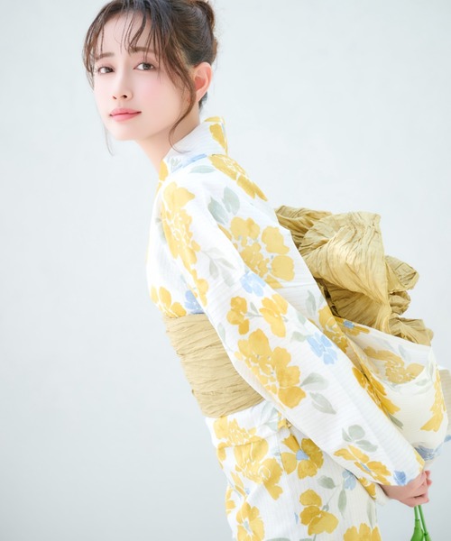 Ada. 浴衣 2点セット 「帯+浴衣」 浴衣 好印象を与える華やか清楚柄