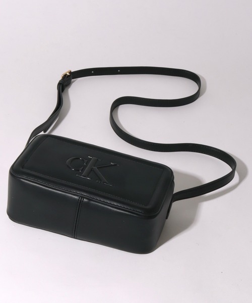 Calvin Klein（カルバン・クライン） ショルダーバッグ バッグ