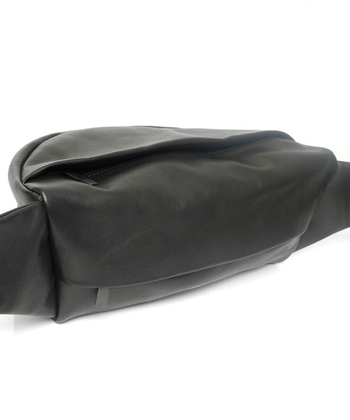るサイズ⋤ バッグ 19 ボディバッグ ZOZOTOWN PayPayモール店 - 通販 - PayPayモール ウエストポーチ Leather waist bag 'demi cercle' ↬ギュッと