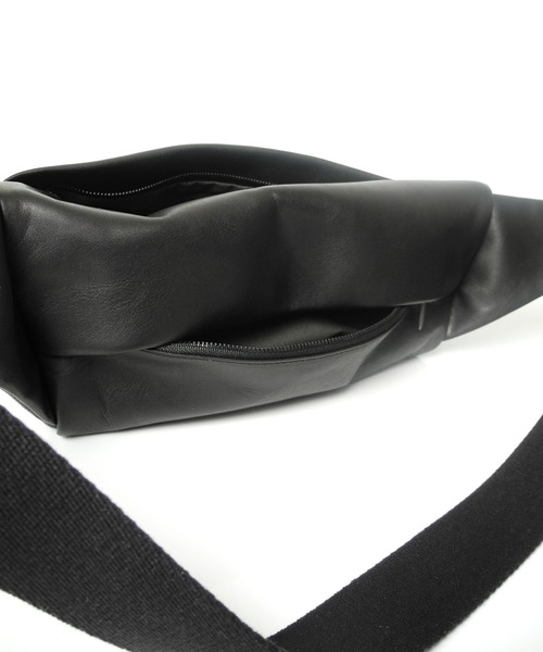 るサイズ⋤ バッグ 19 ボディバッグ ZOZOTOWN PayPayモール店 - 通販 - PayPayモール ウエストポーチ Leather waist bag 'demi cercle' ↬ギュッと