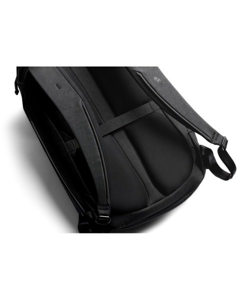 デイバック リュック Bellroy/バックパック/リュックサック Venture Travel Pack 26L ブラック レディース メンズの画像
