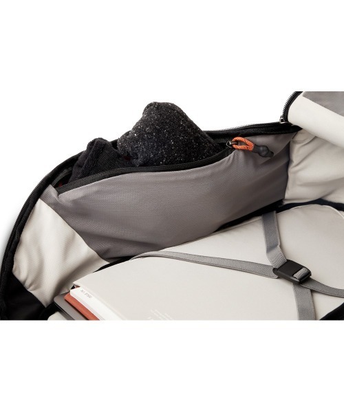 デイバック リュック Bellroy/バックパック/リュックサック Venture Travel Pack 26L ブラック レディース メンズの画像