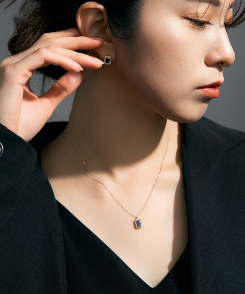 ピアス K18 ダイヤモンド ヘイロー/取り巻き カラーストーン ピアス 4x6 レディース メンズの画像