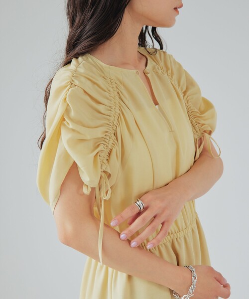 EMMEL REFINES＞EM ドットギャザー ショートスリーブ ワンピース EM