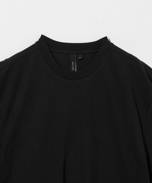 【関税込み】Entire Studios ブラック ダーツ Tシャツ Entire Studiosのブラック ダーツ Tシャツがセール中