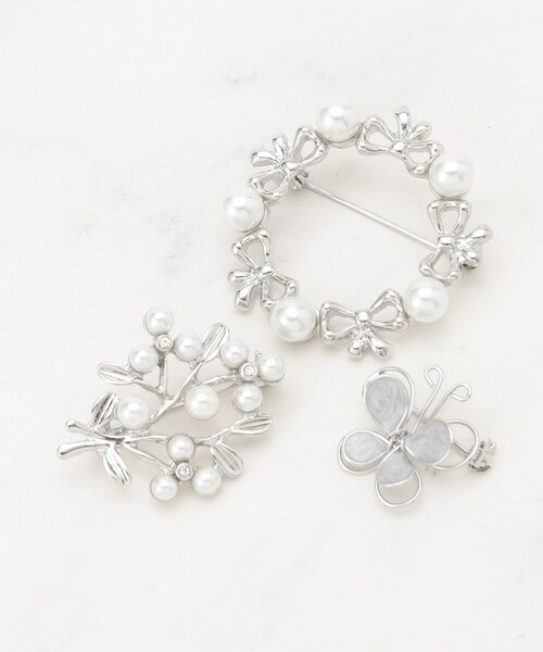 SHOO・LA・RUE（シューラルー） ブローチ 「セレモニー」3点セット