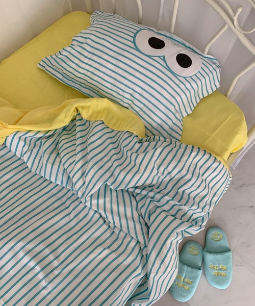 pyornim（ピョルニム） ベッド 寝具 ストライプ 目玉モチーフ ベッド