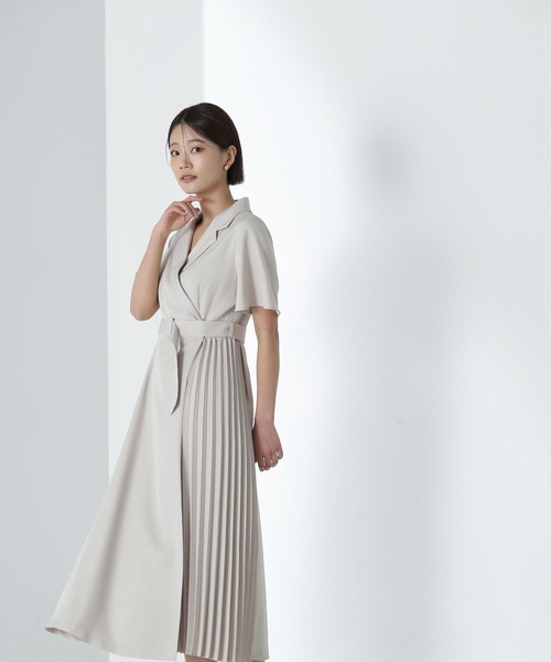「NATURAL BEAUTY BASIC」 半袖ワンピース SMALL ネイビー レディースの画像