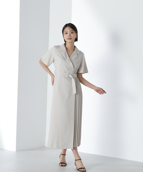 「NATURAL BEAUTY BASIC」 半袖ワンピース SMALL ネイビー レディースの画像