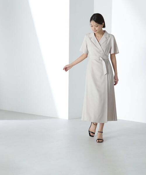 「NATURAL BEAUTY BASIC」 半袖ワンピース SMALL ネイビー レディースの画像
