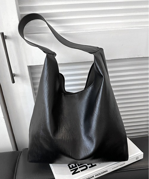 美品　ジョニーウルフ　トートバッグ　A4可　レザー　肩掛け　ブラック　黒 JOHNNY WOLF（ジョニーウルフ） トートバッグ FREE ブラック メンズ