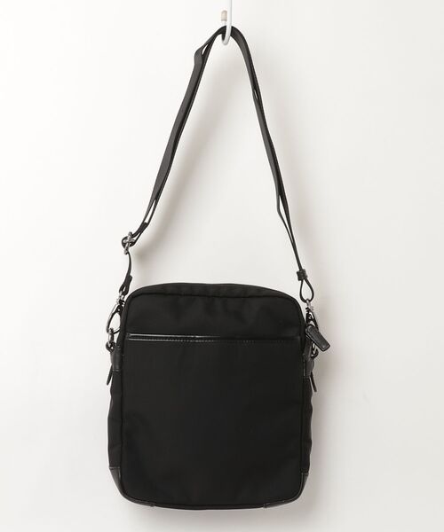 BRACK LABEL クレストブリッジ　ショルダーバッグ BLACK of BLACKs ミニショルダーバッグ（バッグ）｜BLACK LABEL