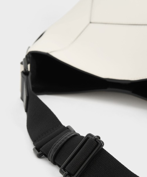 「CHARLES \u0026 KEITH」 2WAYバッグ L ダークブラウン レディースの画像