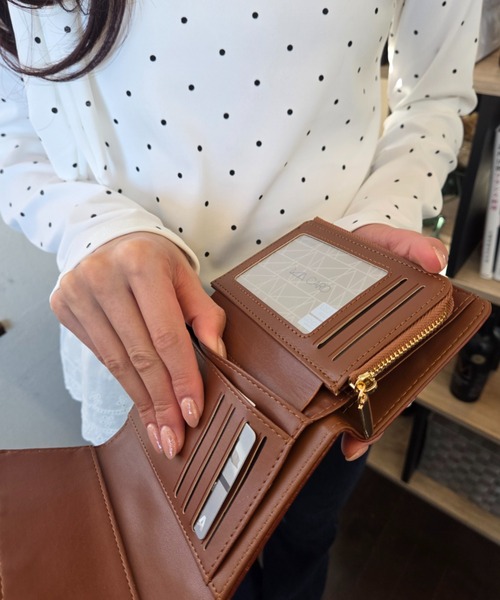 【美品】ANTEPRIMA 二つ折り財布　クロコ調 アンテプリマ(ANTEPRIMA)|二つ折り財布|【ハードオフ公式通販】オフ