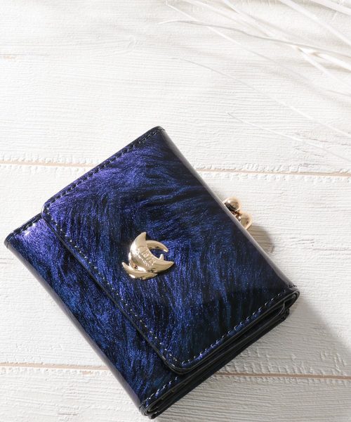 Clelia（クレリア） 財布 エナメルラメ加工がま口×フラップ三つ折り