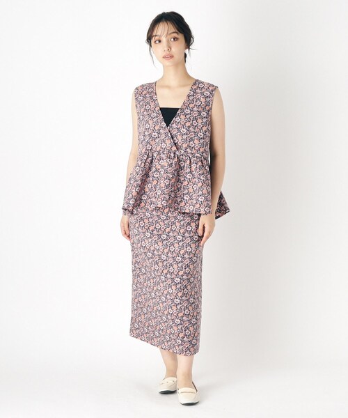 ベスト ジレ 「2WAY／洗える／同柄アイテムあり」グレイシー柄 ペプラムベスト レディース LAURA ASHLEY ベスト ジレ 「2WAY／洗える／同柄アイテムあり