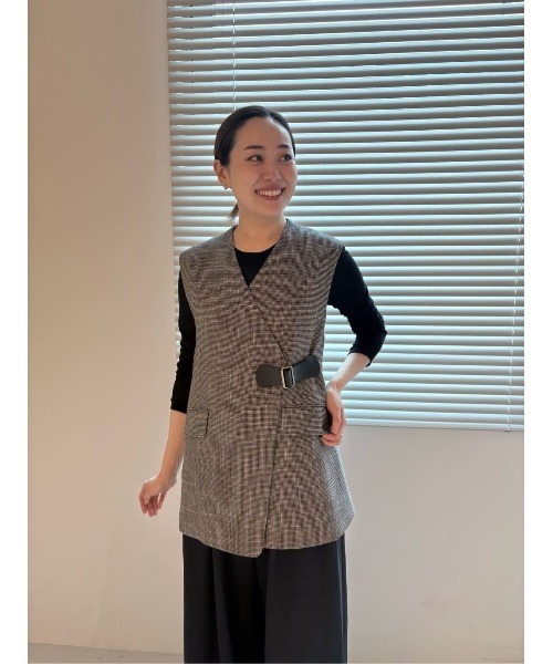 I Saw It First 【 Satin Bralet Women 】 ファッション レディースファッション トップス ベスト ジレ レディース COLUMN ベスト ジレ / ベルトジレ「PERMANENT」 レディース