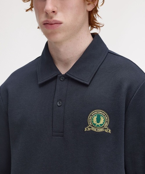 FRED PERRY（フレッドペリー） トレーナー スウェット Tennis Badge