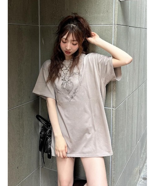ダーリッチ　ハートモチーフロングTシャツ　darich ダーリッチ Darich ハートオープンフローラルTシャツ （ホワイト