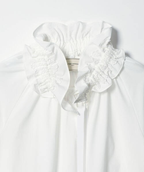 ユナイテッドアローズ UNITED ARROWS 白 ホワイト レース ブラウス UNITED ARROWS（ユナイテッドアローズ）の「レースプリーツ フリル
