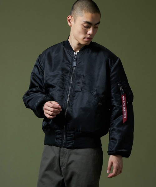 ALPHA」 ナイロンブルゾン MEDIUM ブラック メンズ Alpha Industries 