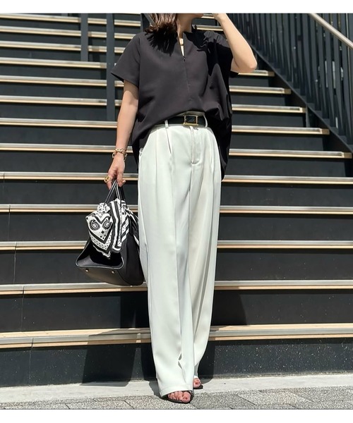 Emma Taylor（エマテイラー） tシャツ 「リバイバル」ライトダンボール