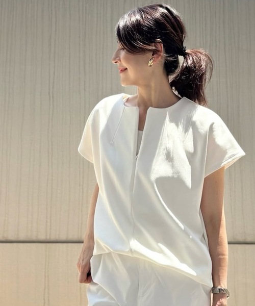 Emma Taylor（エマテイラー） tシャツ 「リバイバル」ライトダンボール