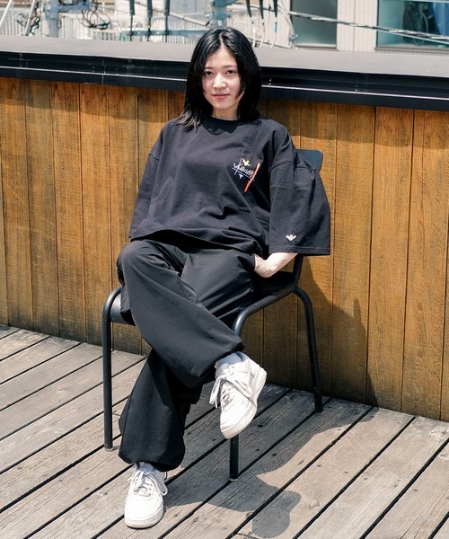【shantii】thingsthatmatter コラボTシャツ Summaeverythang x Online Ceramics T-shirt – David Kordansky Gallery