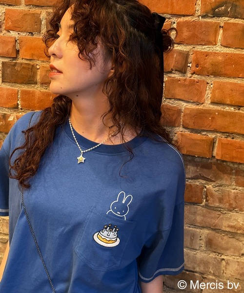 tシャツ 「miffy 70th」DOUBLE NAME ショート丈ポケットTEE/ミッフィー/ミッフィー生誕70周年 レディース DOUBLE NAME tシャツ 「miffy 70th」DOUBLE ショート丈ポケット