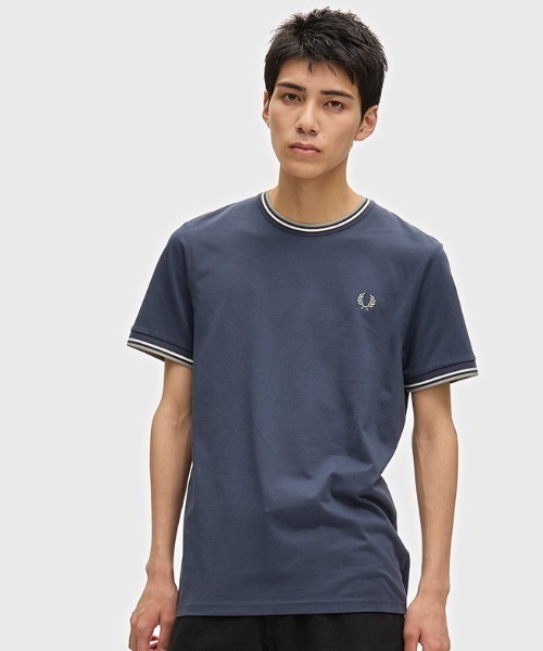 新品未使用品　フレッドペリー　ツインティップTシャツ　ダークグレー　サイズS FRED PERRY（フレッドペリー） tシャツ Twin Tipped T-Shirt／ティップ