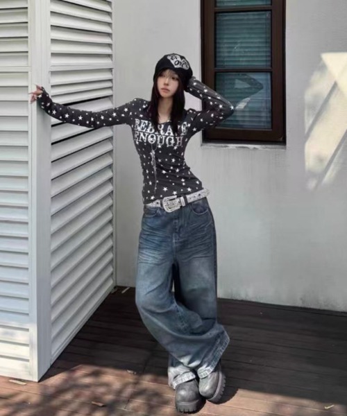 AsRiRe tシャツ スター柄/前プリントvネックトップス レディース