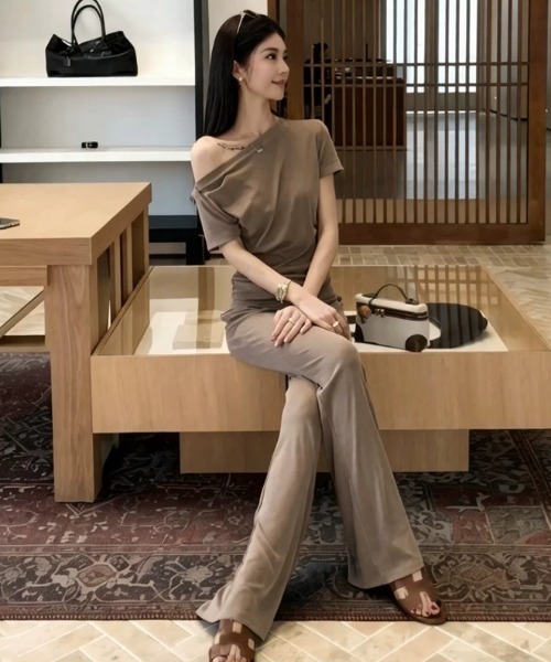 Aelina セットアップ オフショルダートップス+パンツセットアップ
