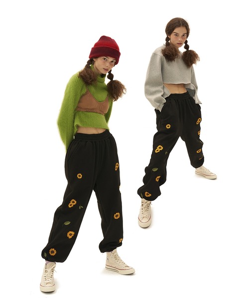 くには 『ODDONEOUT/オッドワンアウト』SUNFLOWER NEEDLEWORK SWEATPANTS / サンフラワー ニードルワーク スウェットパ ZOZOTOWN PayPayモール店 - 通販 - PayPayモール にディテー