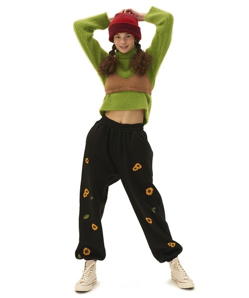 くには 『ODDONEOUT/オッドワンアウト』SUNFLOWER NEEDLEWORK SWEATPANTS / サンフラワー ニードルワーク スウェットパ ZOZOTOWN PayPayモール店 - 通販 - PayPayモール にディテー